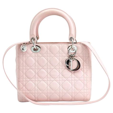 tas dior pink.